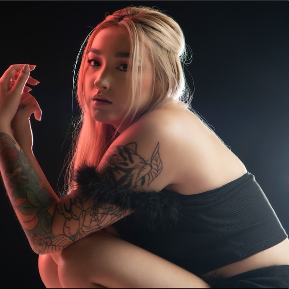 Black top and skirt set - Picture 4 of 4